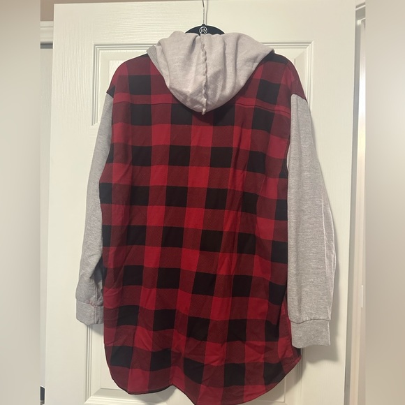 NWOT button up hood shacket size large. - Picture 2 of 2